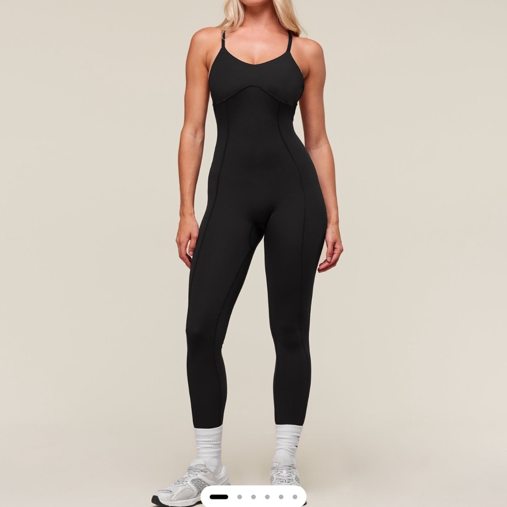 Black GYMSHARK Jumpsuit size MEDIUM